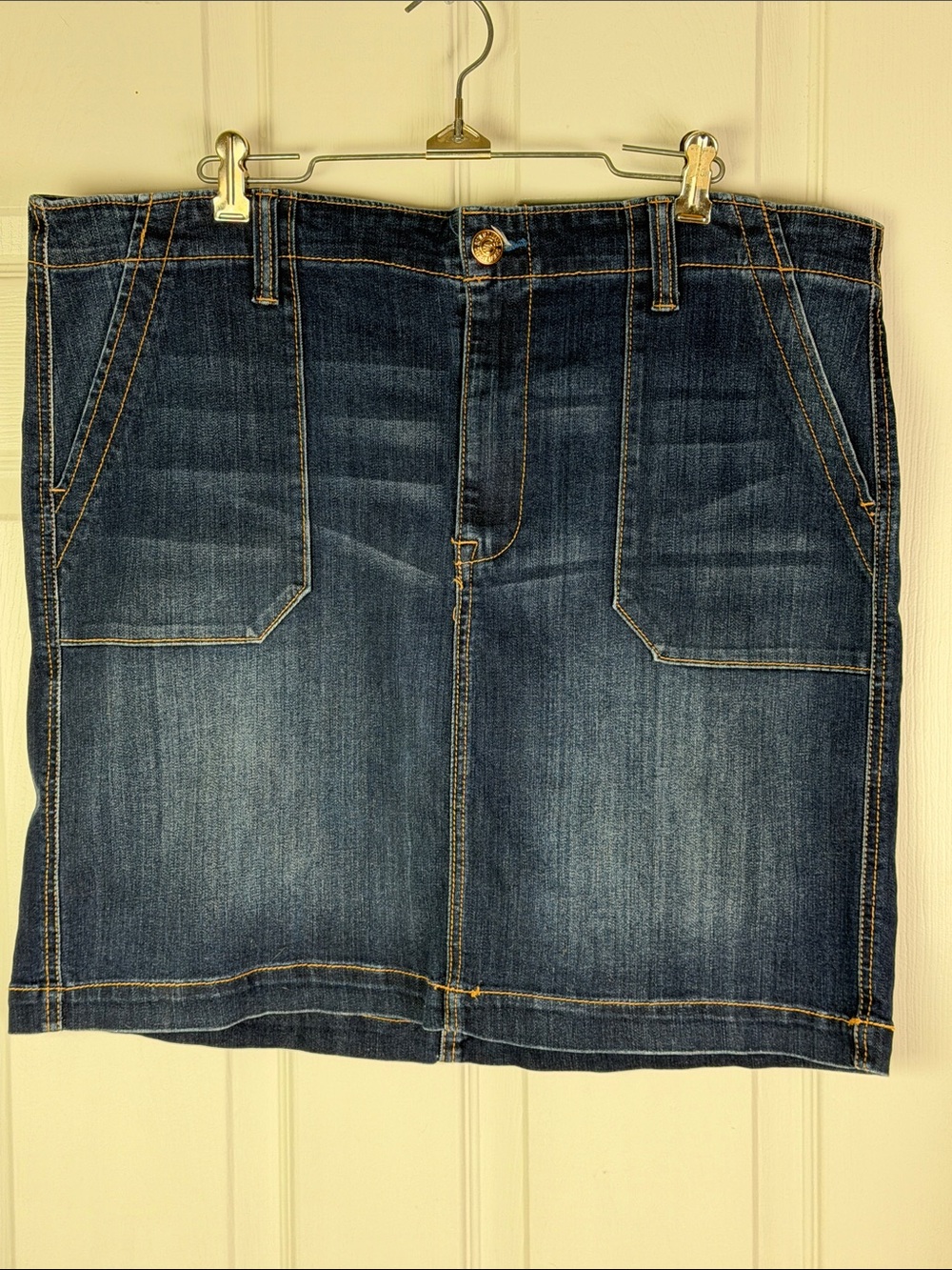 Seven 7 dark wash denim jean utility skirt women’s size 16